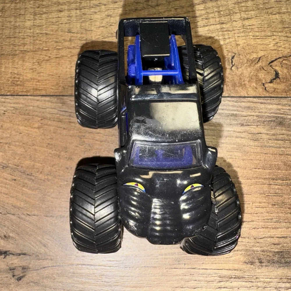 Hot Wheels good